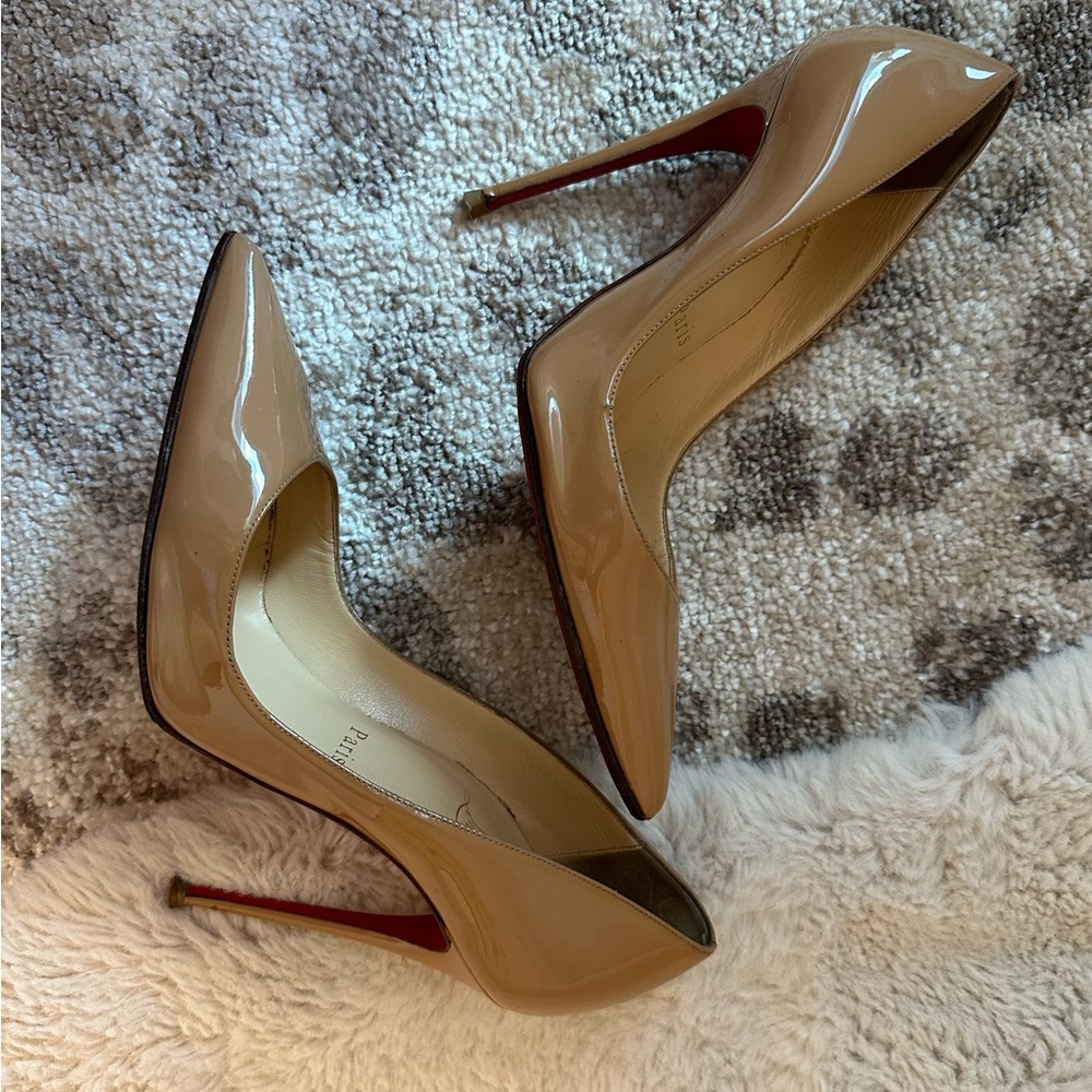 CL Nude Heels - Picture 11 of 14
